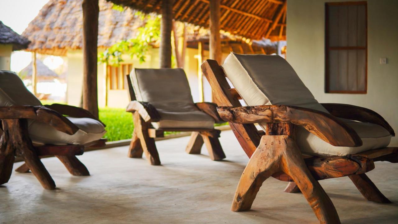 Ndame Paje Hotel Luaran gambar