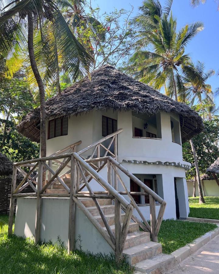 Ndame Paje Hotel Luaran gambar