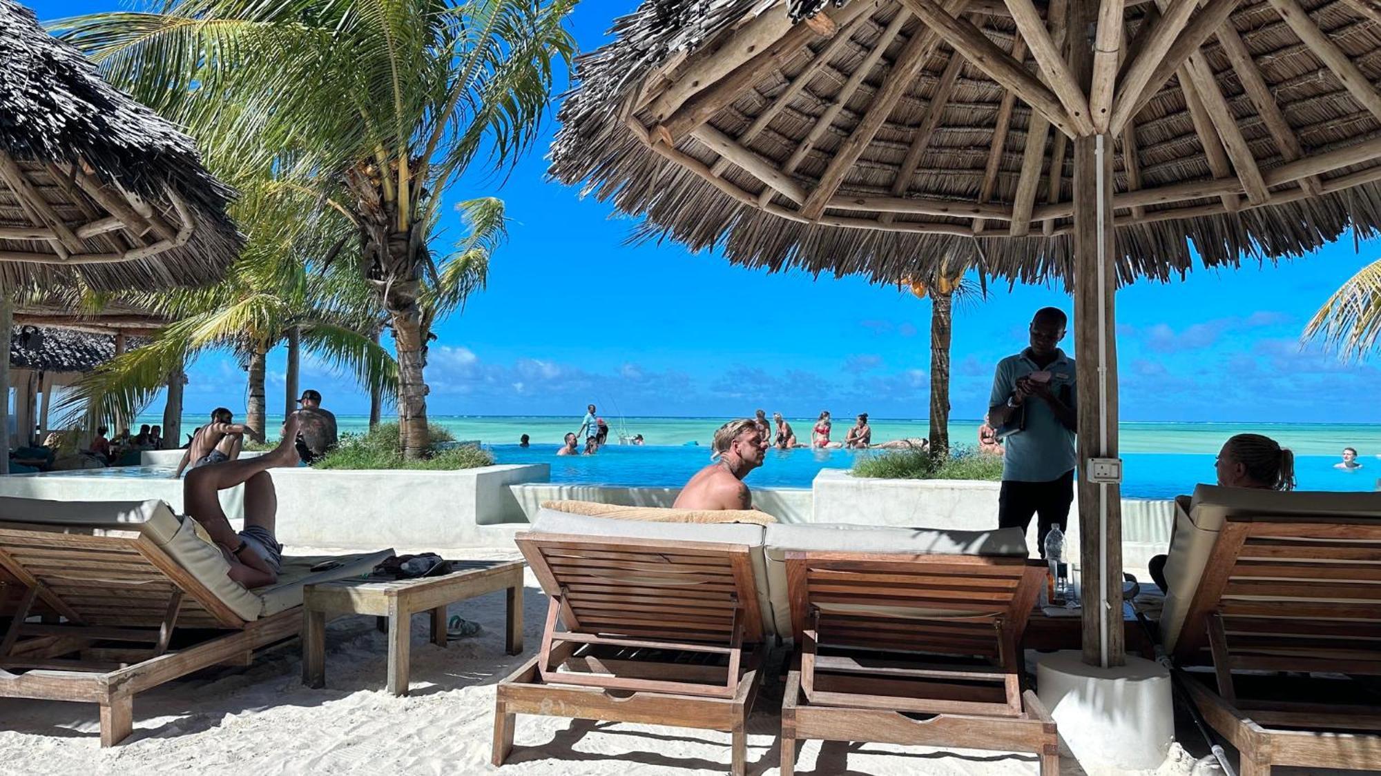Ndame Paje Hotel Luaran gambar